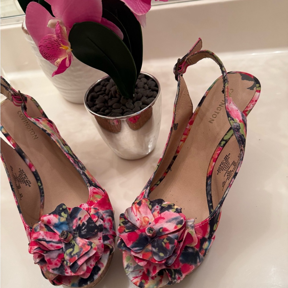 Covington Women's Multicolor Floral Cork Wedge Heels size 6.5 MAKE ME A OFFER! - Picture 6 of 17